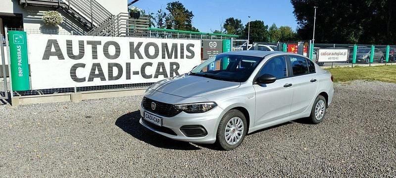 Srebrny Używany 2019 Fiat Tipo Sedan/Limuzyna | 35 900 zł (Uczciwa cena) - Obraz 1/4