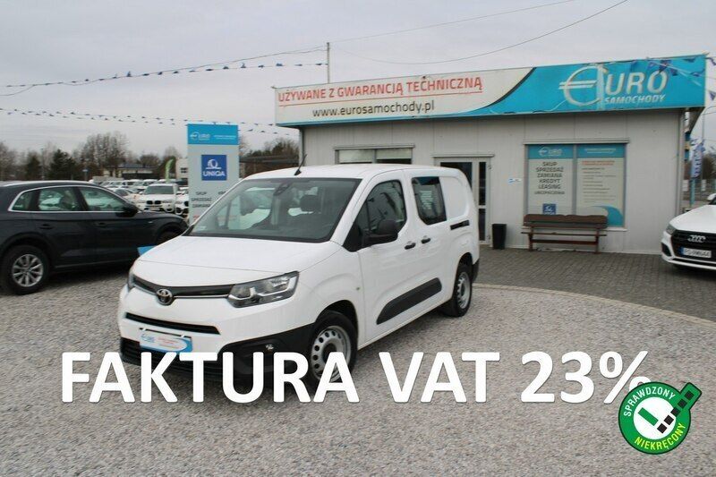 Biały Używany 2021 Toyota Proace Verso City Kombi | 49 512 zł (Uczciwa cena) - Obraz 1/4