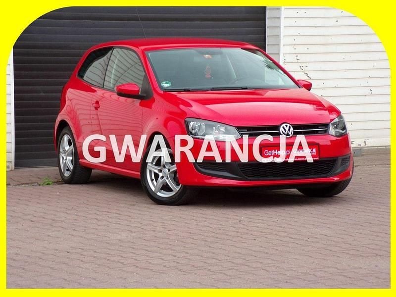Czerwony Używany 2009 VW Polo Hatchback | 18 900 zł (Uczciwa cena) - Obraz 1/4