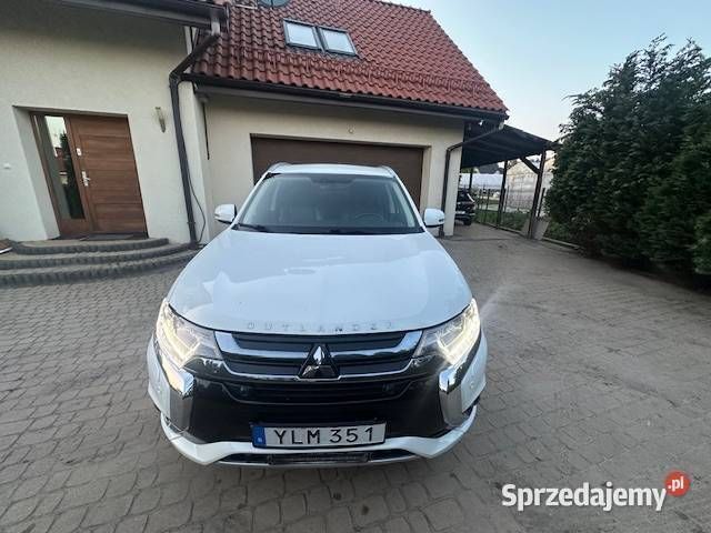 Używany 2017 Mitsubishi Outlander P-HEV | 64 900 zł (Uczciwa cena) - Obraz 1/4