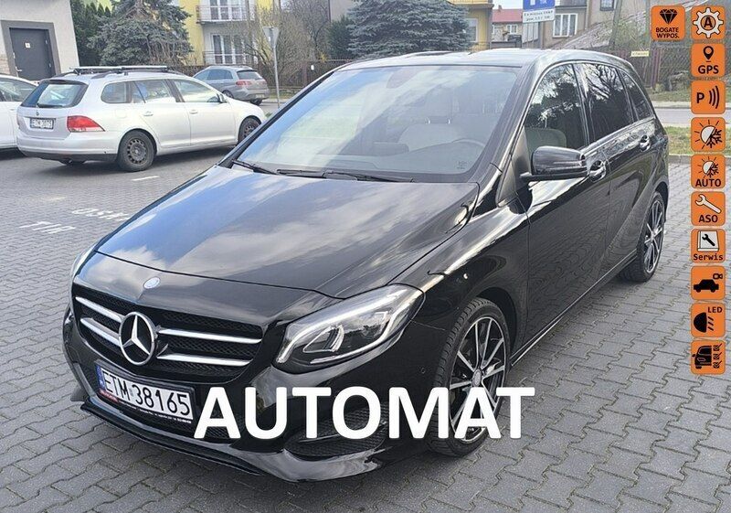 Czarny (metalik) Używany 2016 Mercedes B200 Minivan | 56 900 zł (Uczciwa cena) - Obraz 1/4