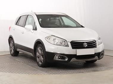 Używany Suzuki SX4 S-Cross 120 KM (88 kW) 2014 Biały SUV