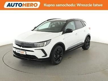 Biały Używany 2022 Opel Grandland X SUV | 68 500 zł (Uczciwa cena) - Obraz 1/3