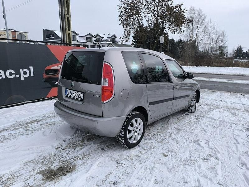 Używany Skoda Roomster 90 KM (66 kW) 2012 Beżowy Minivan