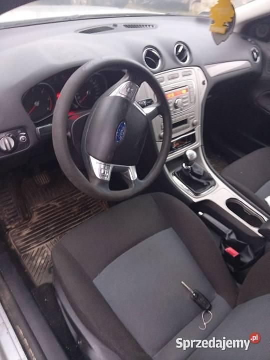 Używany Ford Mondeo 125 KM (91 kW) 2010 Hatchback