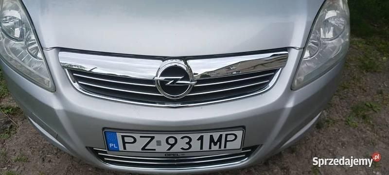 Używany Opel Zafira 2009 Srebrny Minivan