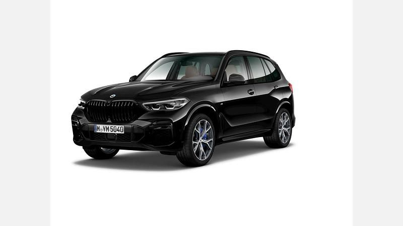Używany BMW X5 Shadowline 231 KM (169 kW) 2023 Czarny szafir metalizowany SUV