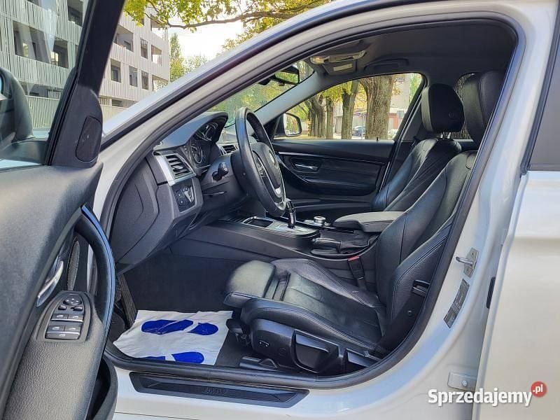 Używany 2018 BMW 320 Advantage | 84 900 zł (Super Cena) - Obraz 1/4