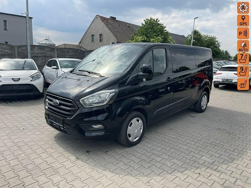 Czarny (metalik, perła) Używany 2020 Ford Transit Custom Trend Minivan | 72 900 zł - Obraz 1/4