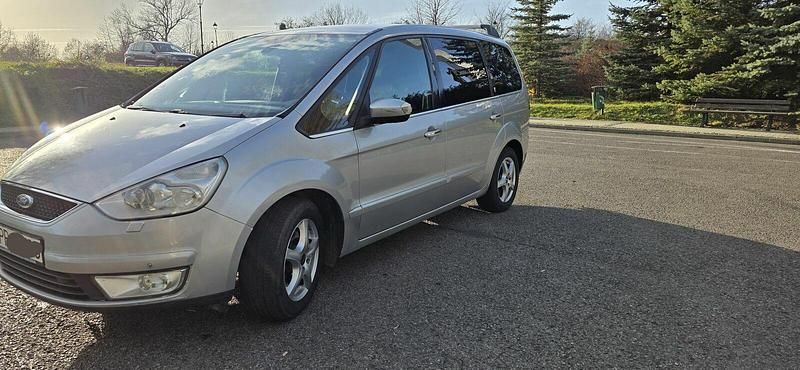 Używany Ford Galaxy 2007 Srebrny Minivan