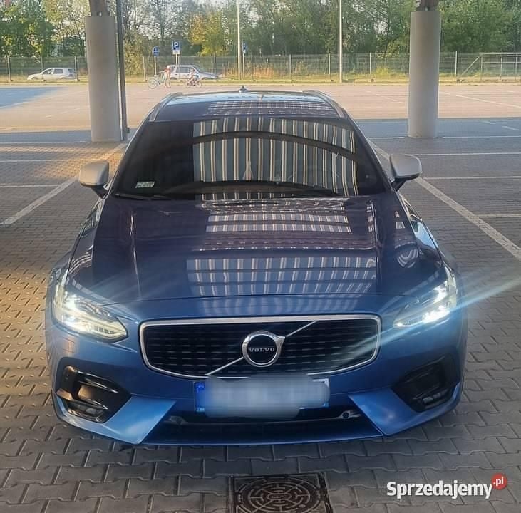 Niebieski Używany 2017 Volvo V90 R-Design Kombi | 89 900 zł - Obraz 1/4