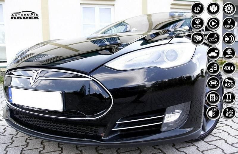 Czarny Używany 2014 Tesla Model S Sedan/Limuzyna | 83 900 zł - Obraz 1/4