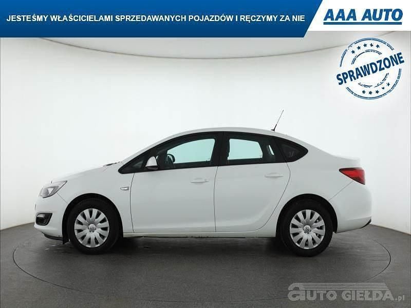 Używany Opel Astra 2016 Biały