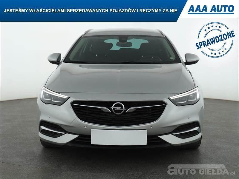 Używany Opel Insignia 2019 Srebrny