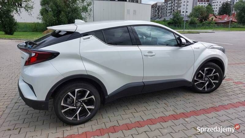 Biały Używany 2021 Toyota C-HR Style SUV | 131 900 zł (Drogi) - Obraz 1/4