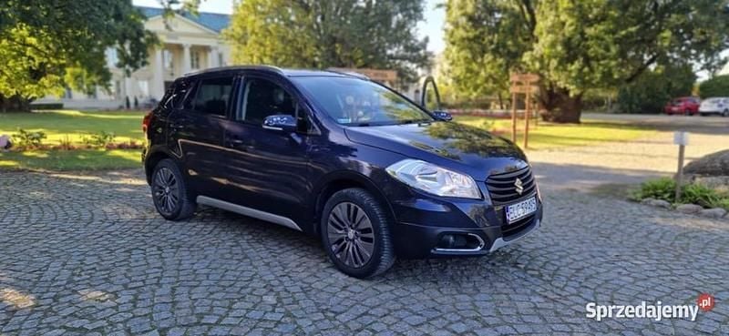 Granatowy Używany 2013 Suzuki SX4 S-Cross SUV | 42 000 zł (Uczciwa cena) - Obraz 1/4