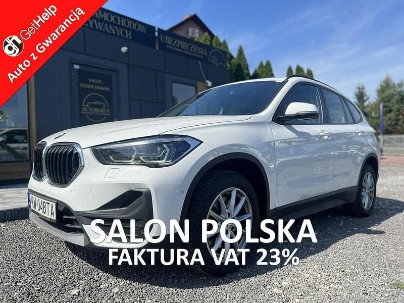 Biały (metalik) Używany 2021 BMW 128 SUV | 99 900 zł - Obraz 1/4