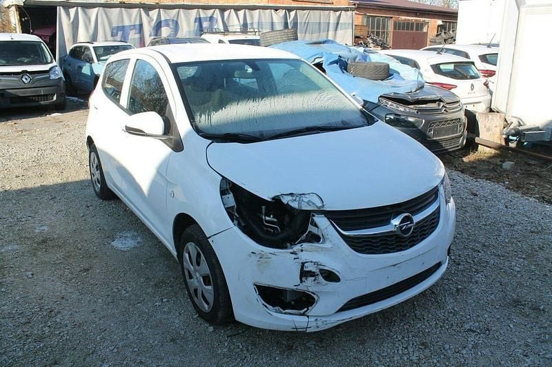 Używany Opel Karl 73 KM (53 kW) 2018 Biały Hatchback
