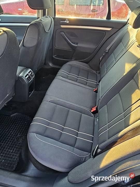 Używany VW Jetta 2010 Czarny Sedan/Limuzyna