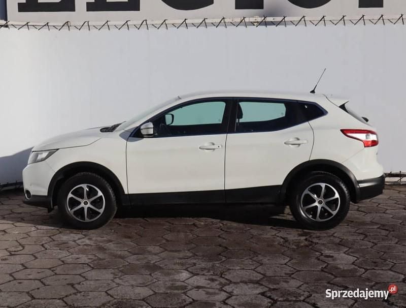 Używany Nissan Qashqai 2015 Biały SUV