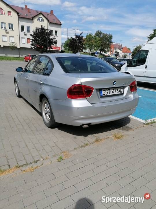 Srebrny Używany 2005 BMW 320 Sedan/Limuzyna | 18 900 zł (Uczciwa cena) - Obraz 1/4