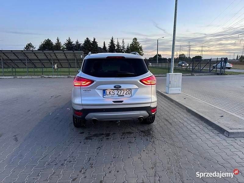 Używany Ford Kuga 2016 Srebrny SUV