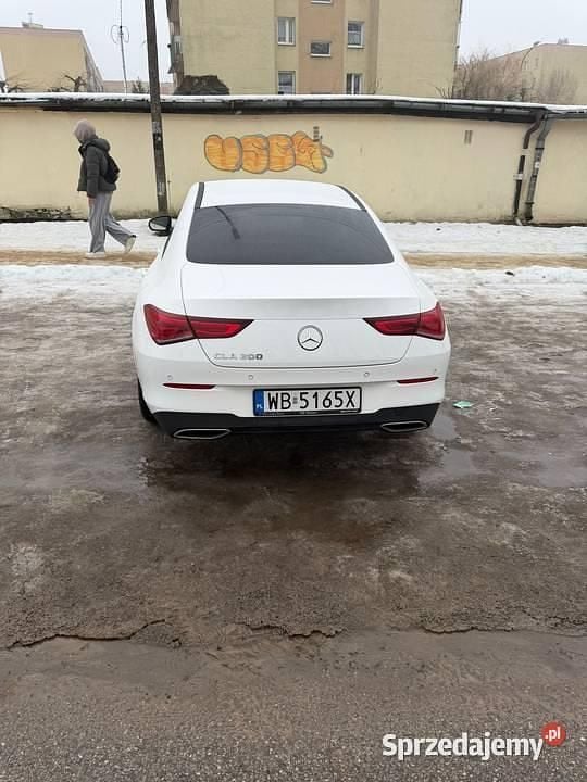 Używany Mercedes CLA200 163 KM (119 kW) 2022