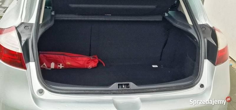 Używany Renault Mégane III LIMITED 2015 Srebrny Hatchback