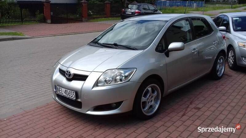 Srebrny Używany 2008 Toyota Auris Hatchback | 19 500 zł (Uczciwa cena) - Obraz 1/4