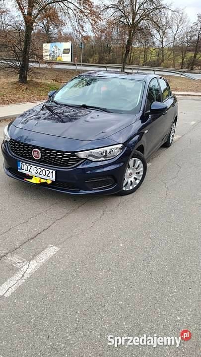 Używany Fiat Tipo 2017 Granatowy Sedan/Limuzyna