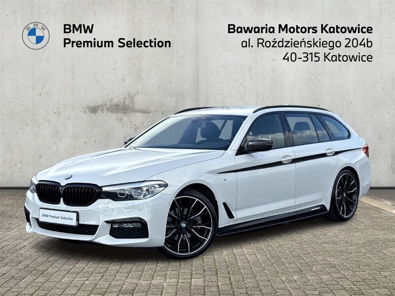 Alpine white 3 Używany 2017 BMW 520 Shadowline Kombi | 119 900 zł (Drogi) - Obraz 1/3