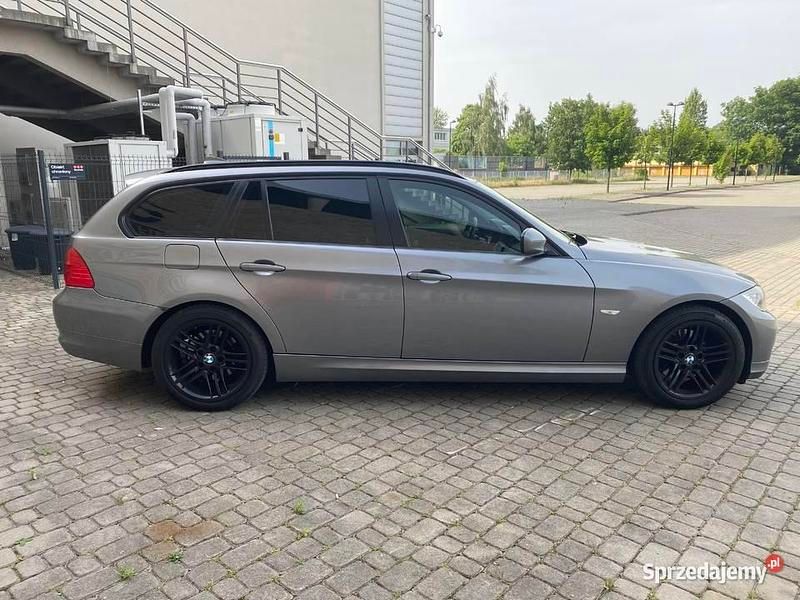 Używany BMW 318 2010 Kombi