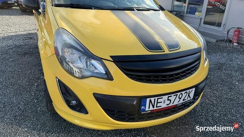 Żółty Używany 2013 Opel Corsa Hatchback | 17 900 zł (Uczciwa cena) - Obraz 1/4