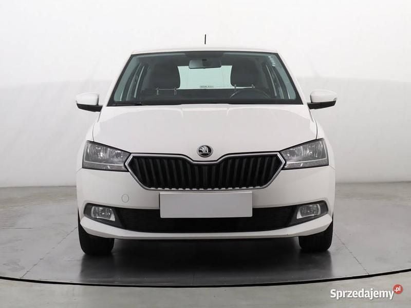 Biały Używany 2018 Skoda Fabia Kombi | 26 999 zł (Dobra cena) - Obraz 1/4