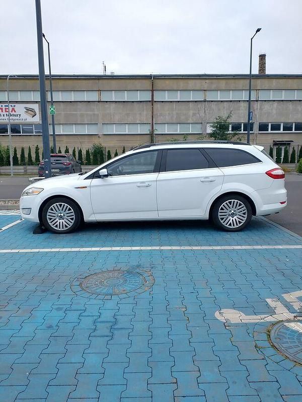Używany Ford Mondeo 2008 Biały Kombi
