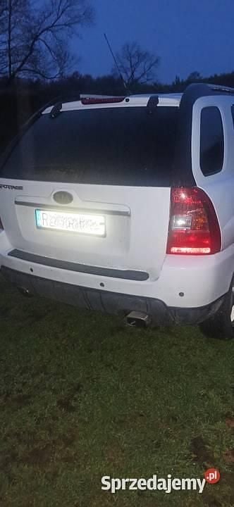 Biały Używany 2008 Kia Sportage Active SUV | 19 000 zł (Uczciwa cena) - Obraz 1/4