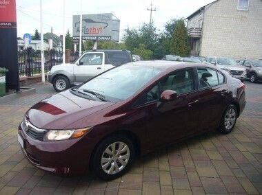 Bordowy Używany 2012 Honda Civic Sedan/Limuzyna | 27 800 zł (Dobra cena) - Obraz 1/4