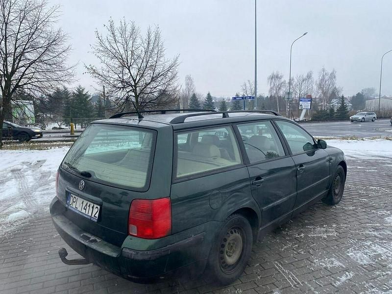Używany VW Passat 1998 Zielony Kombi