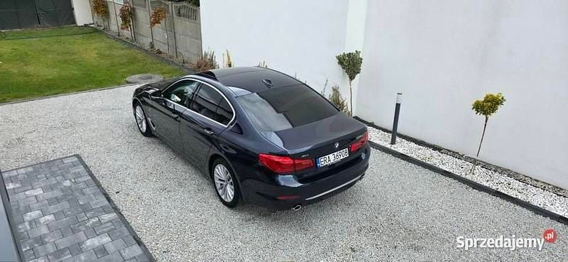 Używany BMW 520 Luxury Line 2017 Granatowy Sedan/Limuzyna