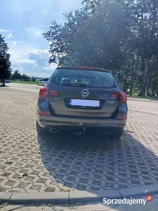 Używany Opel Astra 2011 Szary Kombi