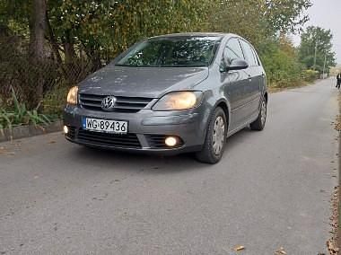 Szary Używany 2006 VW Golf Plus Cross Minivan | 9999 zł (Uczciwa cena) - Obraz 1/4