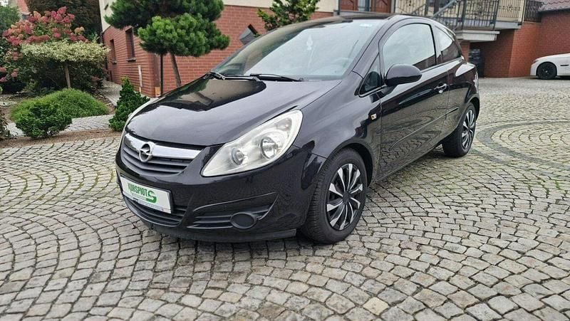 Czarny Używany 2007 Opel Corsa Hatchback | 4900 zł (Dość drogi) - Obraz 1/4