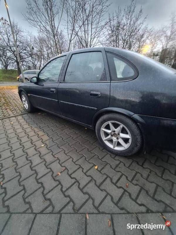 Używany Opel Vectra 1997 Szary Sedan/Limuzyna