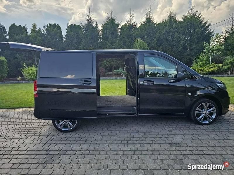 Czarny Używany 2019 Mercedes Vito Minivan | 83 000 zł (Drogi) - Obraz 1/4