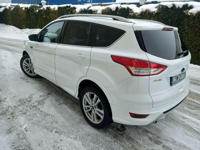 Używany Ford Kuga Titanium 140 KM (102 kW) 2014 Biały SUV