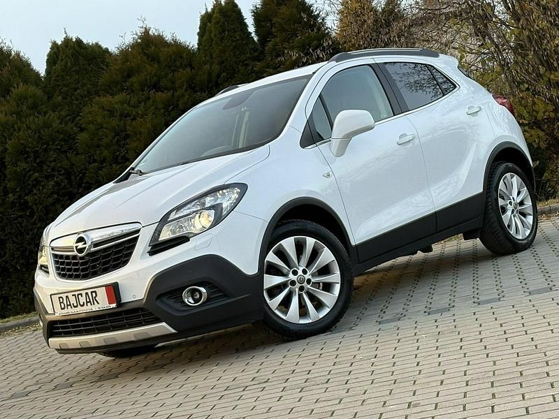 Biały (metalik) Używany 2015 Opel Mokka SUV | 35 999 zł (Uczciwa cena) - Obraz 1/4