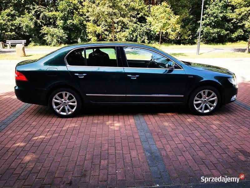 Używany Skoda Superb 160 KM (117 kW) 2011 Zielony Hatchback