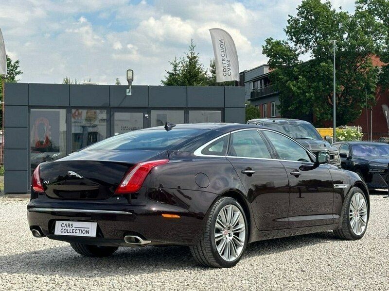 Używany Jaguar XJ 275 KM (202 kW) 2014 Inny (metalik) Sedan/Limuzyna
