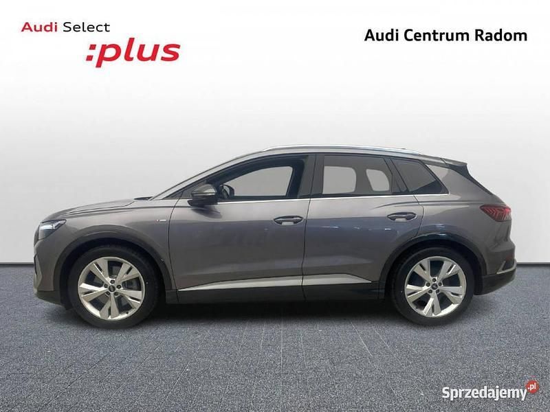 Szary Używany 2022 Audi Q4 e-tron S-Line SUV | 129 980 zł - Obraz 1/4