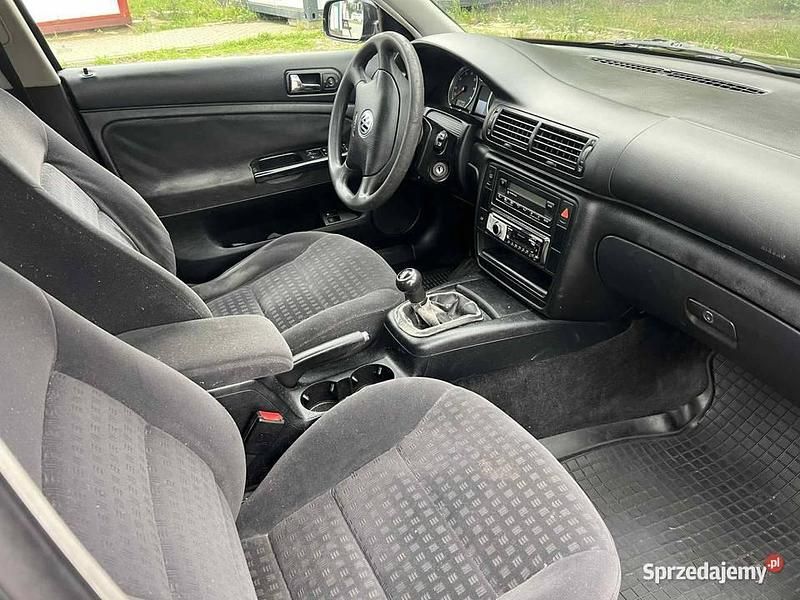 Używany 2002 VW Passat | 4990 zł (Uczciwa cena) - Obraz 1/4
